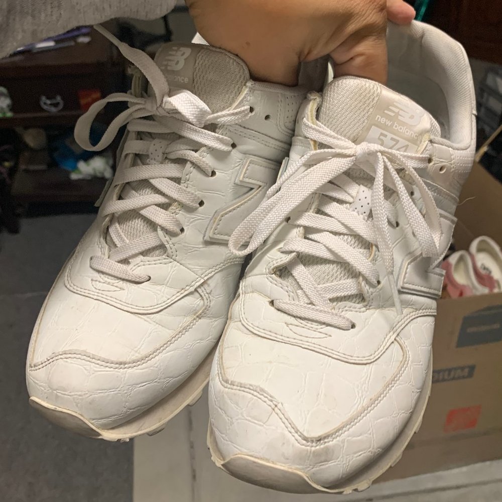 New Balance 574 Men's White - Size 11